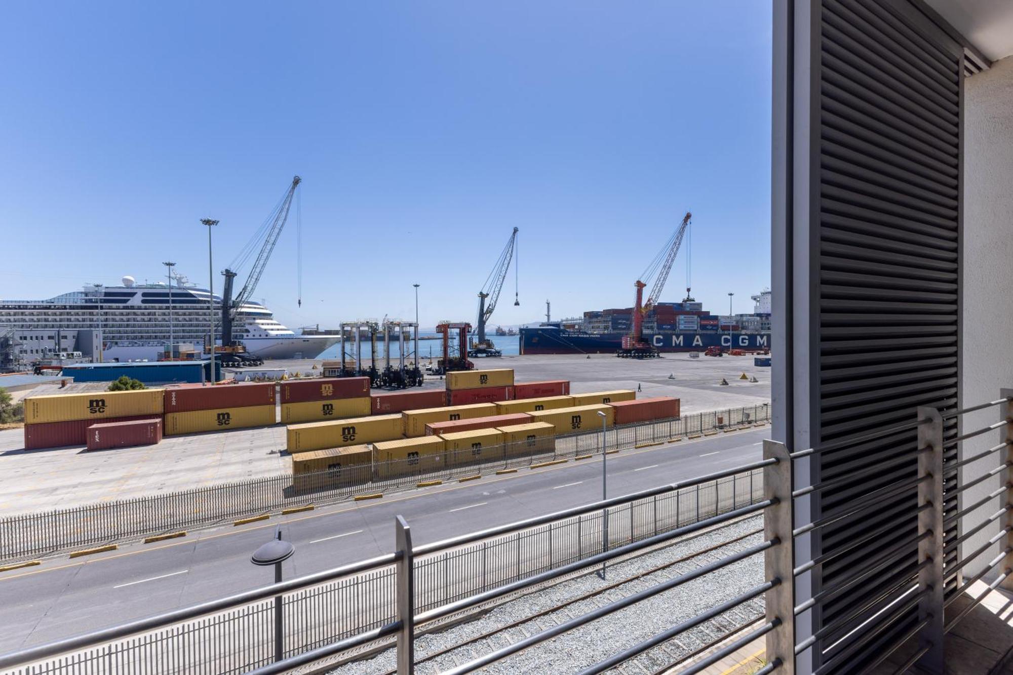 Apartment Harbour Bridge